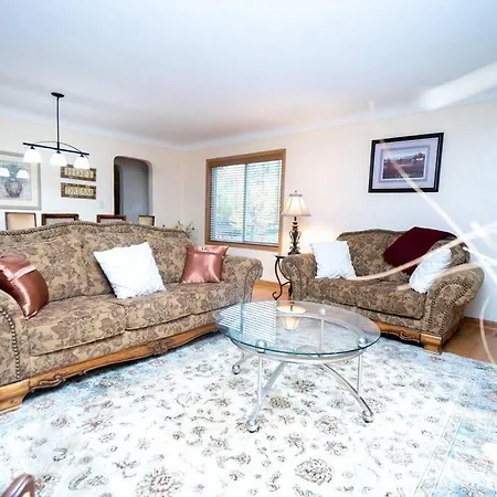 Cozy 5Br St Paul Home With Fireplace & Free Parking